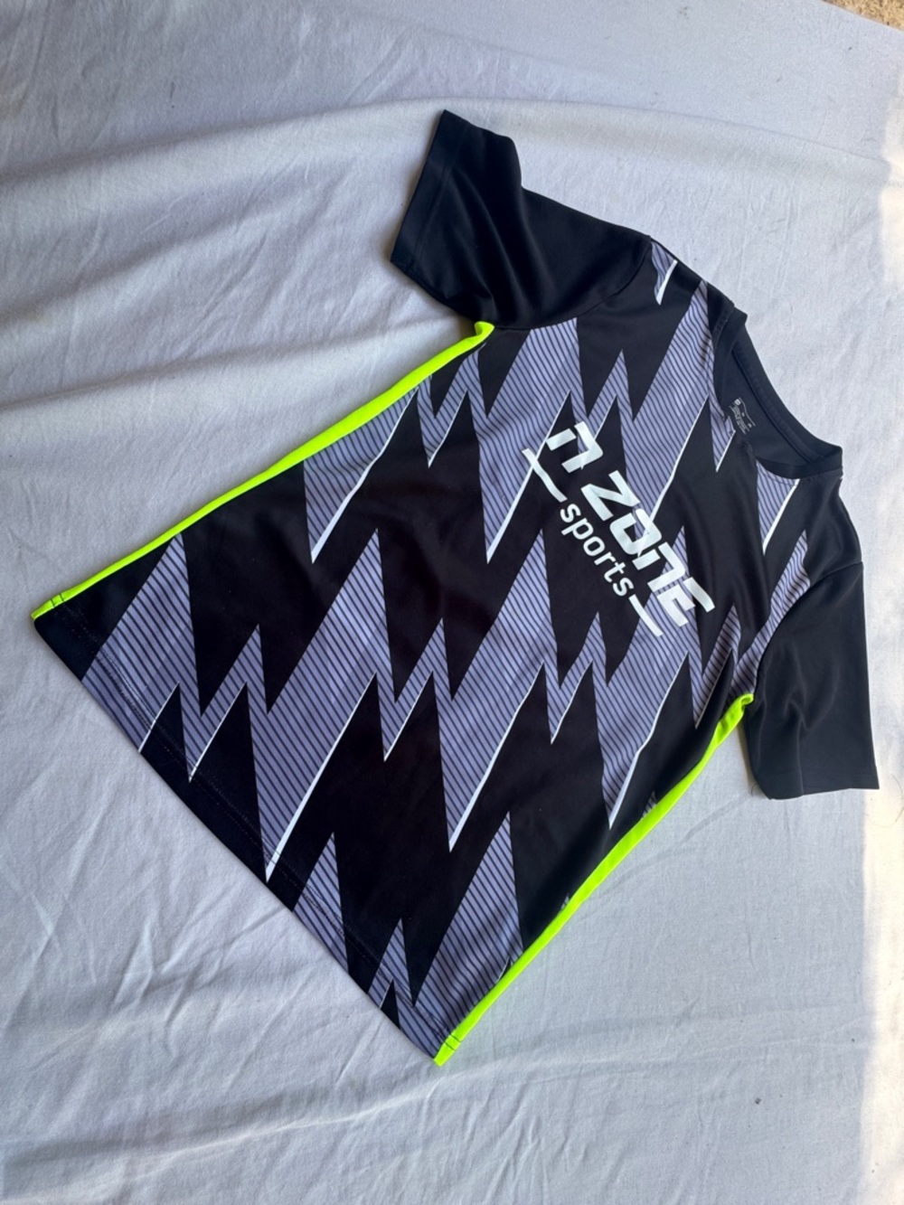 Kids Sports ' Short Sleeve Tee - Black with Neon Green Boys size 10